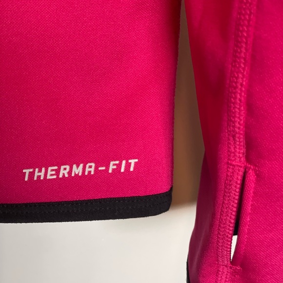 Women’s Pink Nike Thermafit Hoodie Sweatshirt, size Medium - Picture 5 of 6